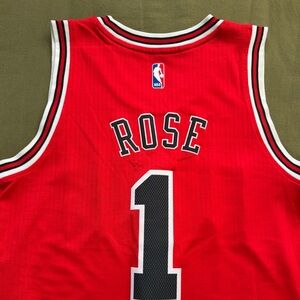 Chicago Bulls Derrick Rose Adidas Swingman Jersey Size Small